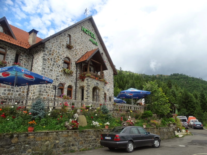 Tussenstop naar de Valbonavallei - hotel Alpin, Dardhe, Noord-Albanië